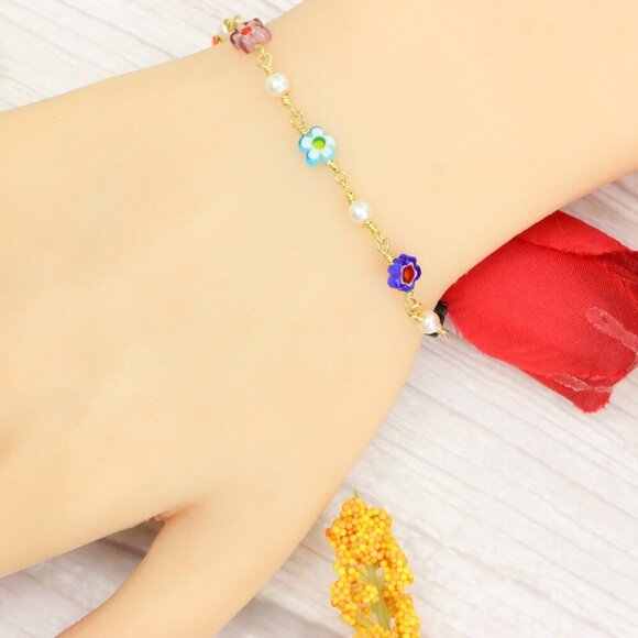 "Trendy Handmade Bracelet – A Thoughtful Gift for Girls & Women | UNVRC1338 - Picture 2 of 10